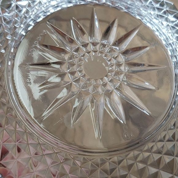 Glass Serving Bowl with Sun Design 8 1/2 Inches - Picture 8 of 8